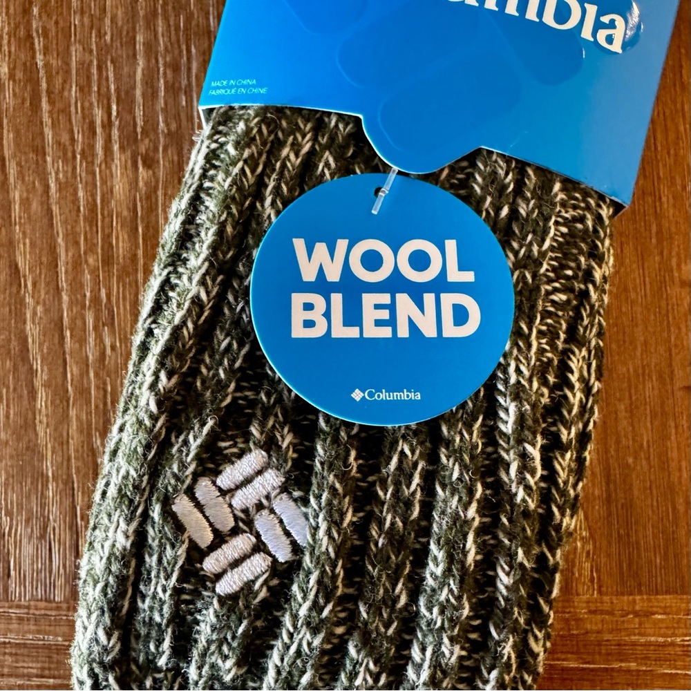 NIP 2-pack army green Columbia wool blend crew socks - Picture 7 of 9